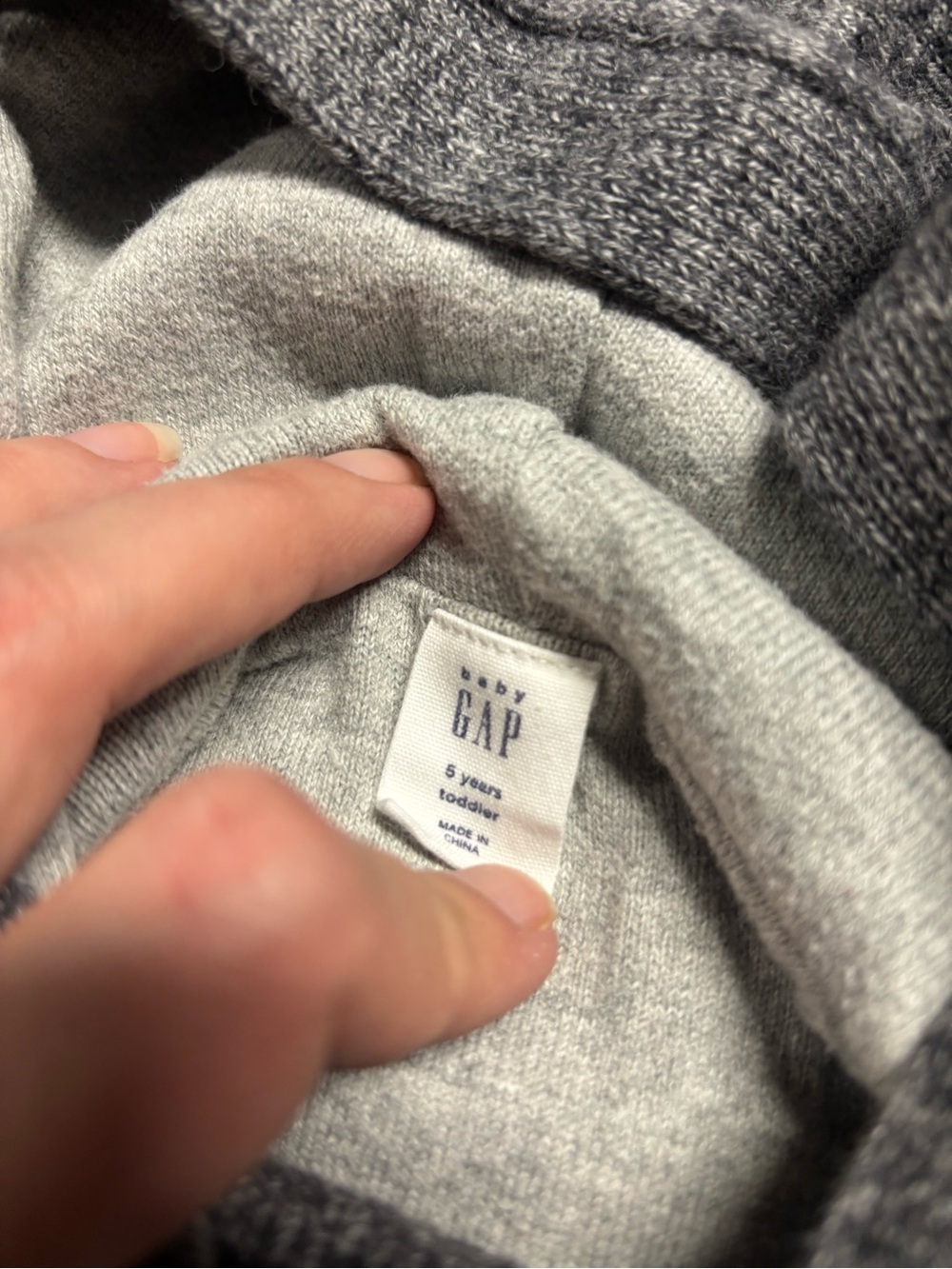 Baby Gap Hooded Toggle Sweater Jacket 5T Gray Knit Cozy Fall Winter - Picture 6 of 8